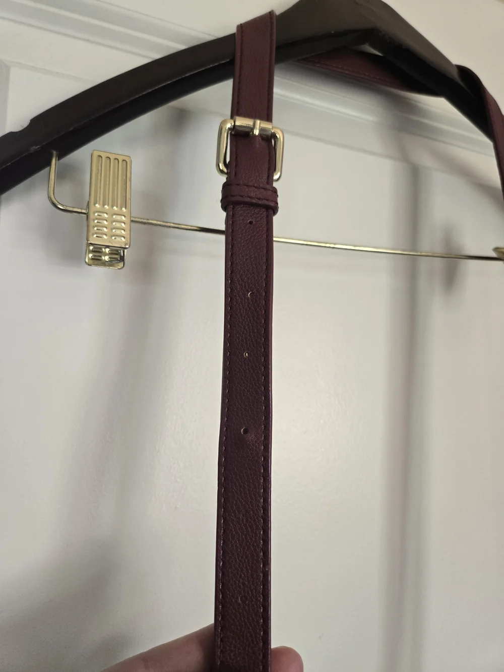 Clarks Burgundy Genuine Leather Tassel Bucket Bag Adjustable Crossbody